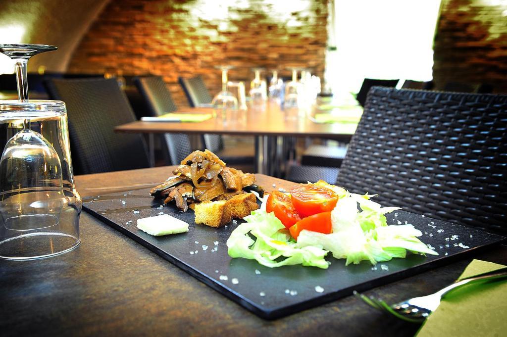 Auberge Saint Martin La Brigue Екстер'єр фото
