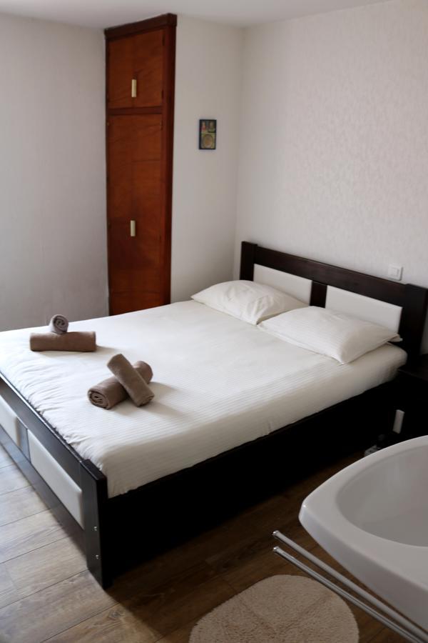 Auberge Saint Martin La Brigue Екстер'єр фото